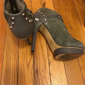 Michael Kors sexy peep toes